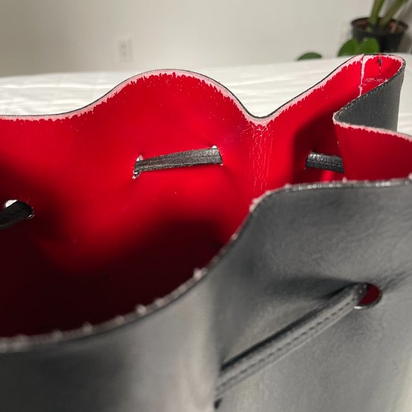 Mansur Gabriel crossbody/shoulder bucket bag - Picture 4 of 11